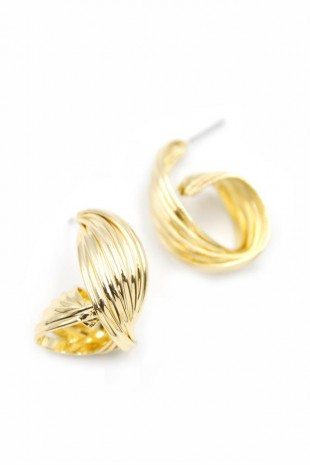 Metal Kıvrımlı Küpe - Altın Metal Kıvrımlı Küpe - Altın