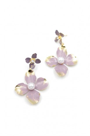 Metal Çiçek Küpe - Pembe Metal Çiçek Küpe - Pembe