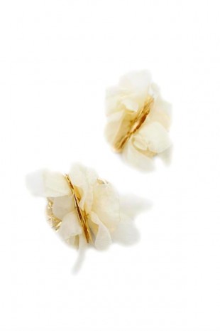 Kumaş Çiçek Küpe - Krem Kumaş Çiçek Küpe - Krem