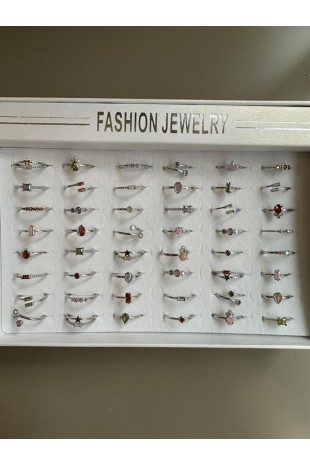 48'li Taşlı Yüzük - Gümüş 48'li Taşlı Yüzük - Gümüş