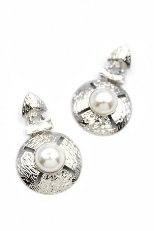 Metal Küpe - Gümüş Metal Küpe - Gümüş