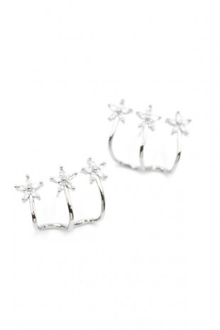 Üçlü Çiçek Küpe - Gümüş Üçlü Çiçek Küpe - Gümüş