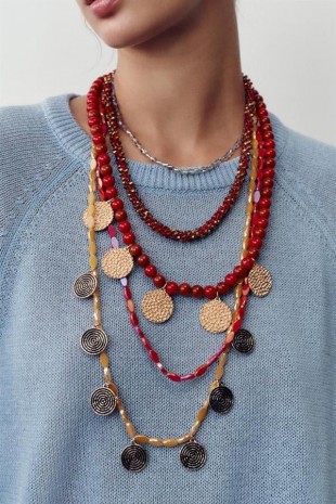 Boncuklu Kolye - ÇOK RENKLİ Boncuklu Kolye - ÇOK RENKLİ