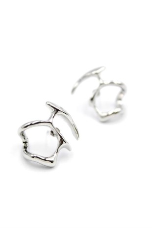 Metal Küpe - Gümüş Metal Küpe - Gümüş