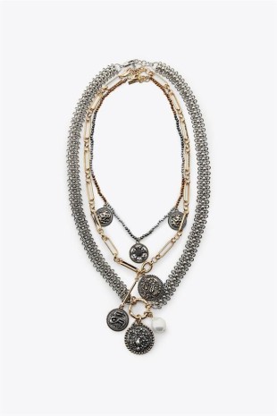 3'lü Madalyon Zincir Kolye - ÇOK RENKLİ 3'lü Madalyon Zincir Kolye - ÇOK RENKLİ