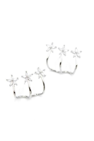 Üçlü Çiçek Küpe - Gümüş Üçlü Çiçek Küpe - Gümüş