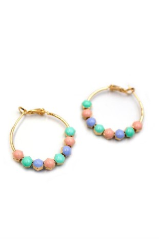 Mineli Halka Küpe - ÇOK RENKLİ Mineli Halka Küpe - ÇOK RENKLİ